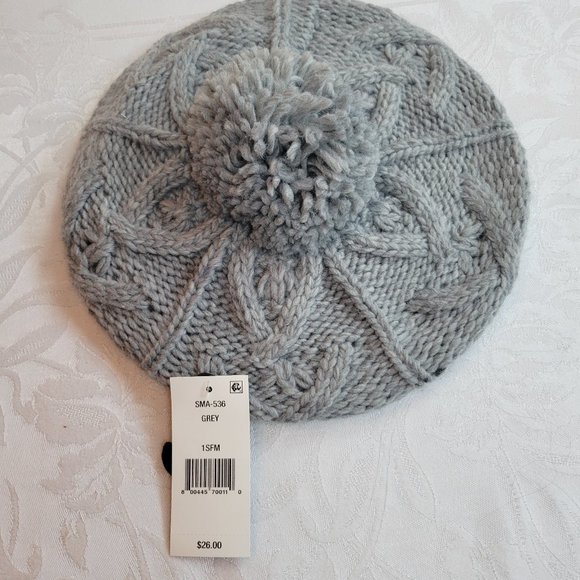 Steve Madden Accessories Steve Madden Cable Knit Beret With Yarn